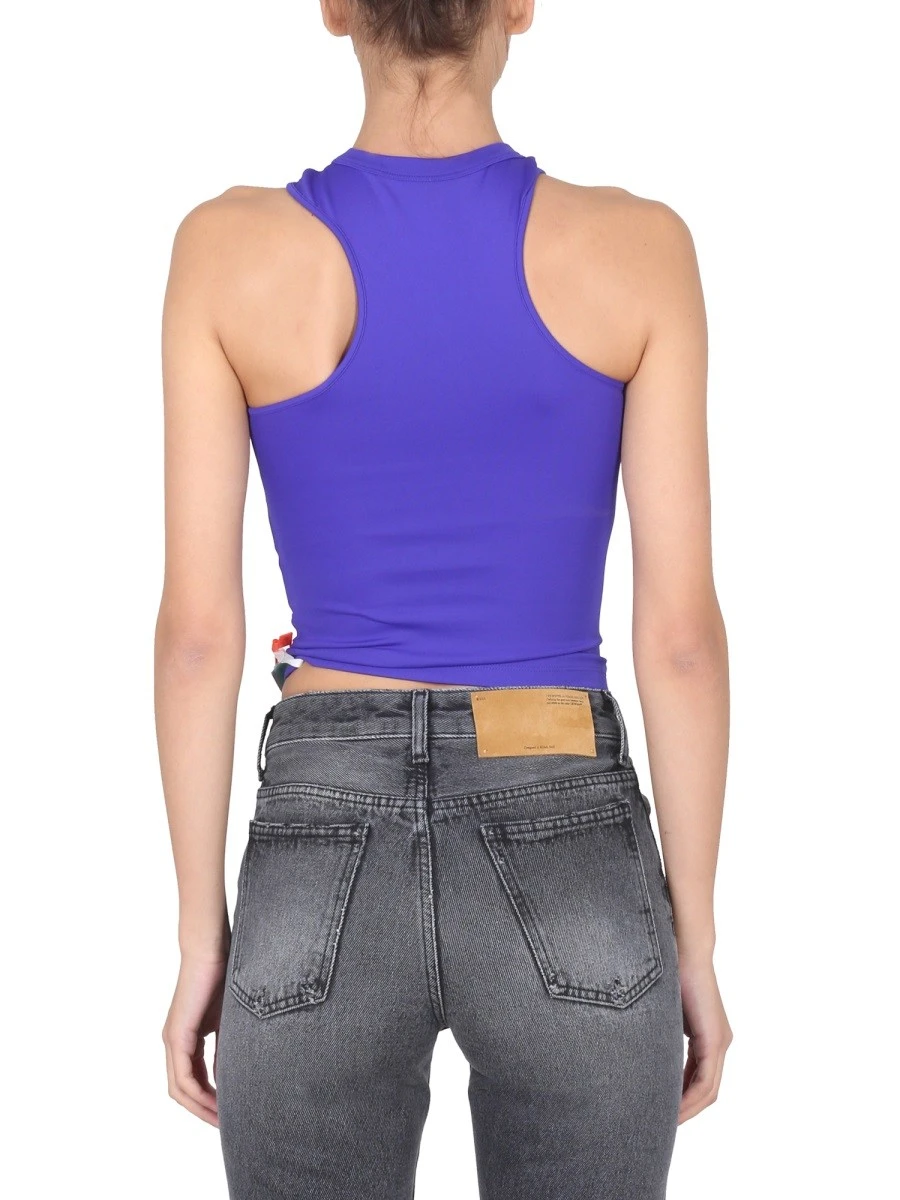 TOP WITH EMBOSSED LOGO.webp