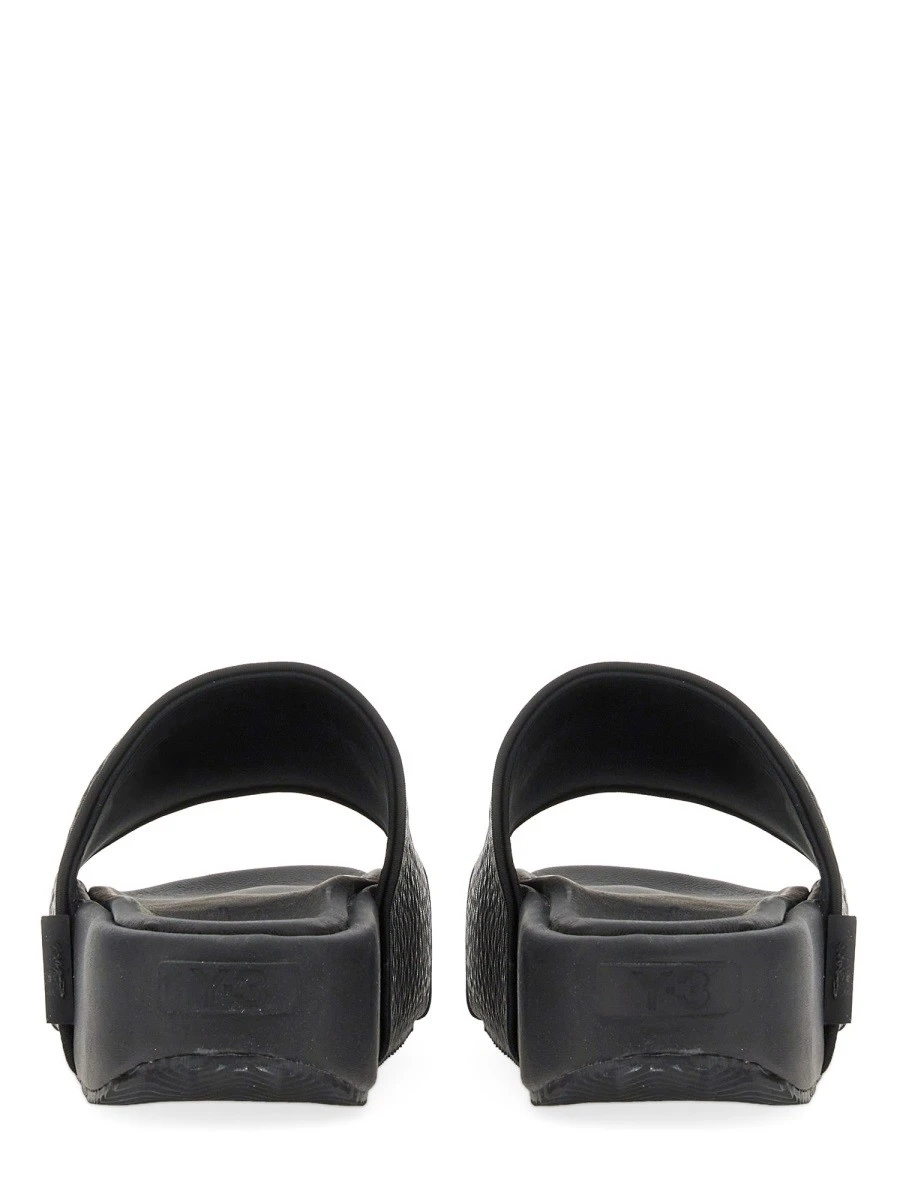 SLIDE SANDAL.webp