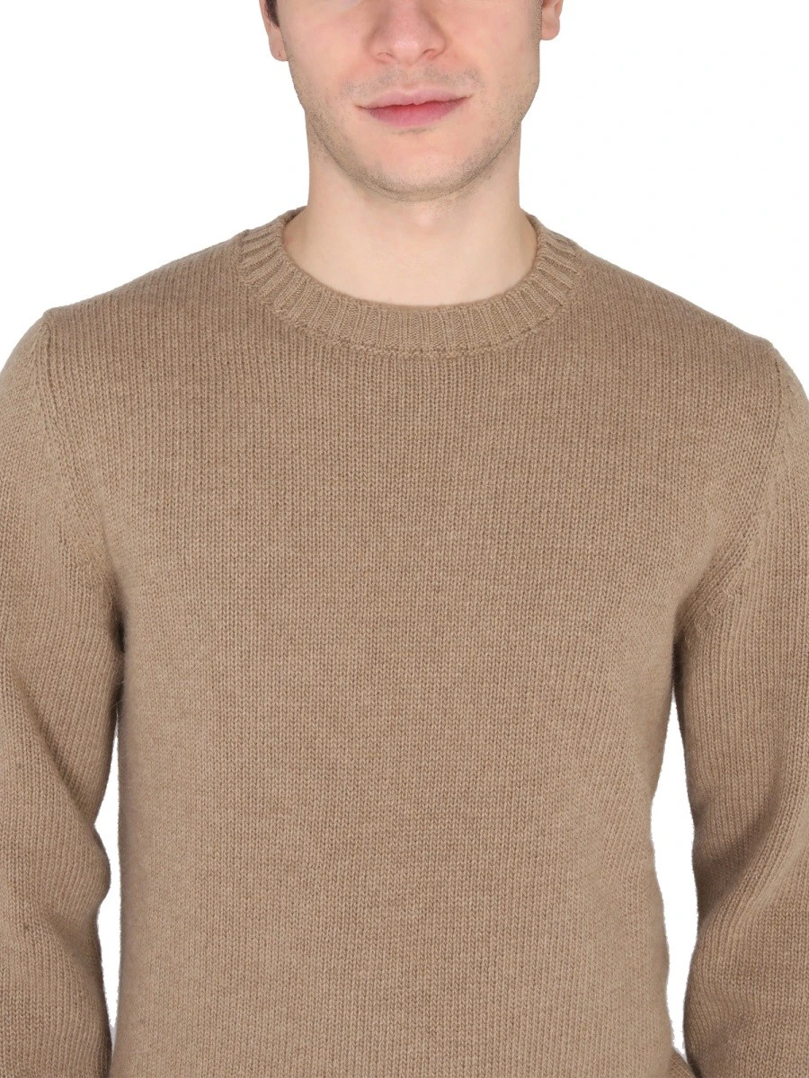 CHOKER.webp