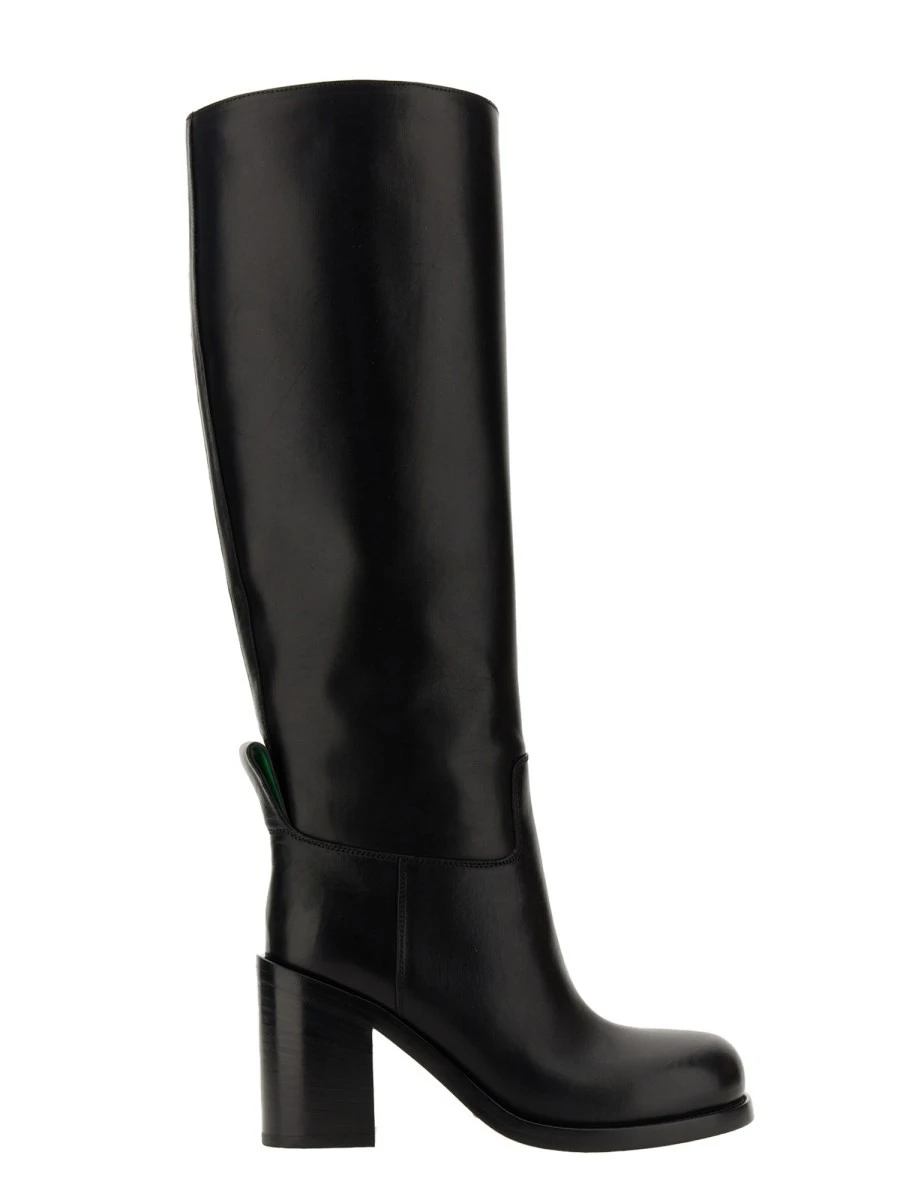 BOOT HORSE.webp