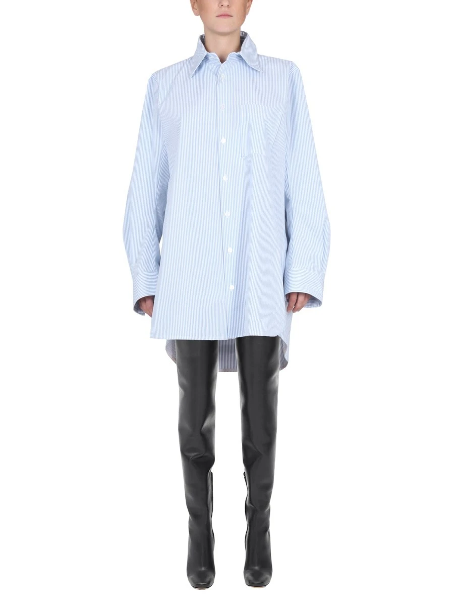 SHIRT WITH CURVED BACK.webp