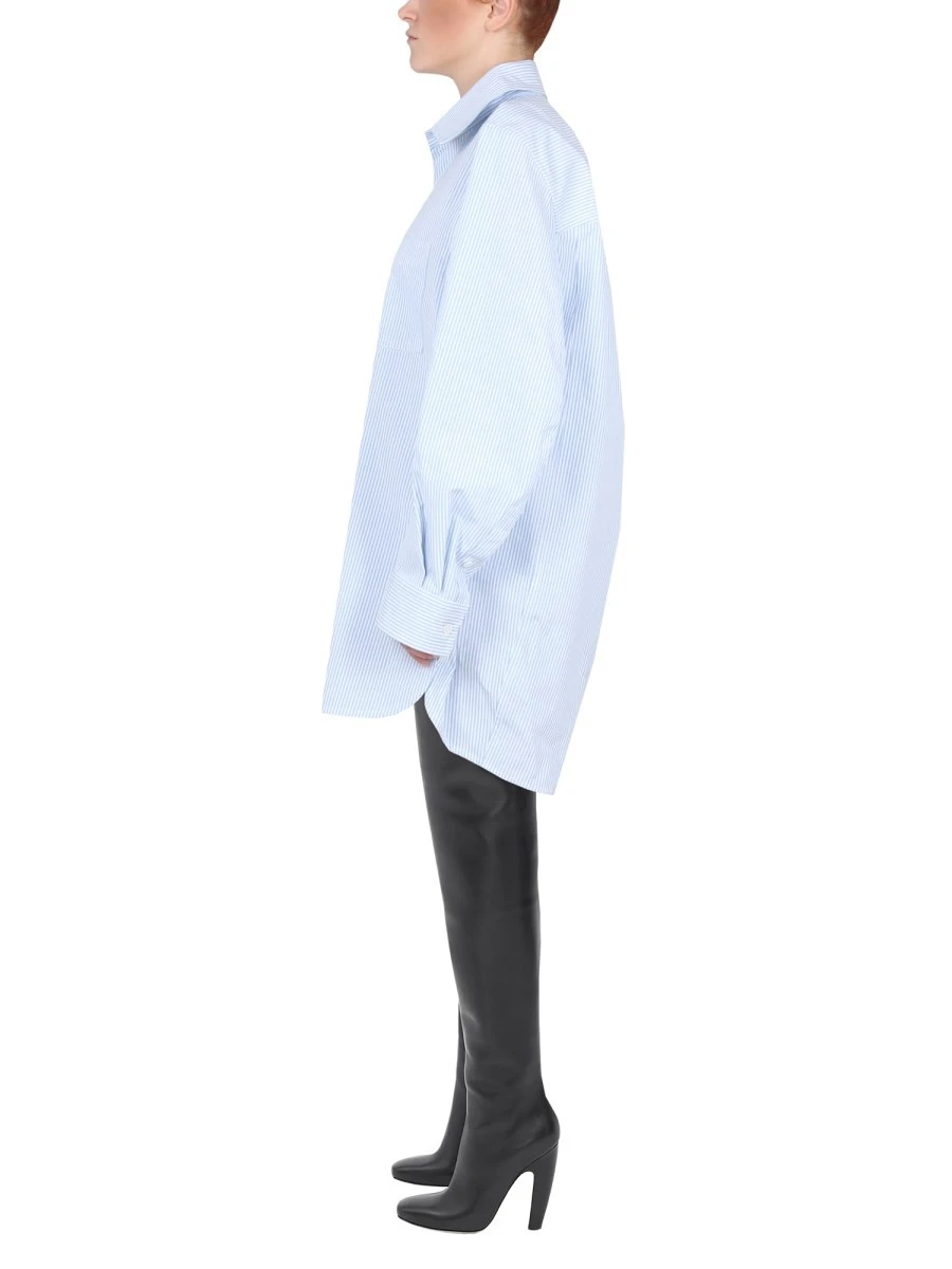 SHIRT WITH CURVED BACK.webp