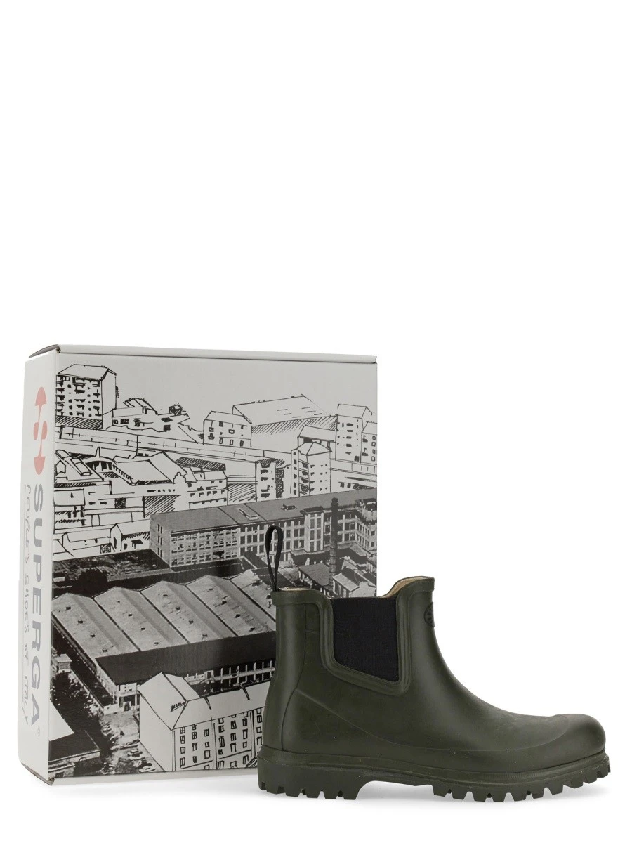 RUBBER BOOT.webp