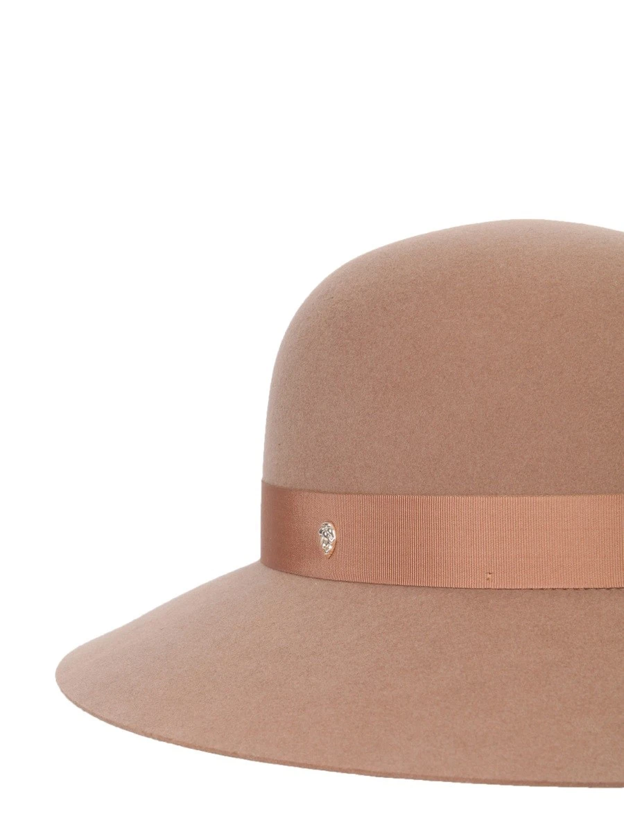 READ HAT.webp