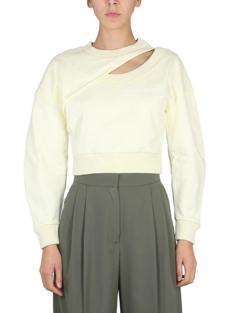 CROPPED SWEATSHIRT.webp