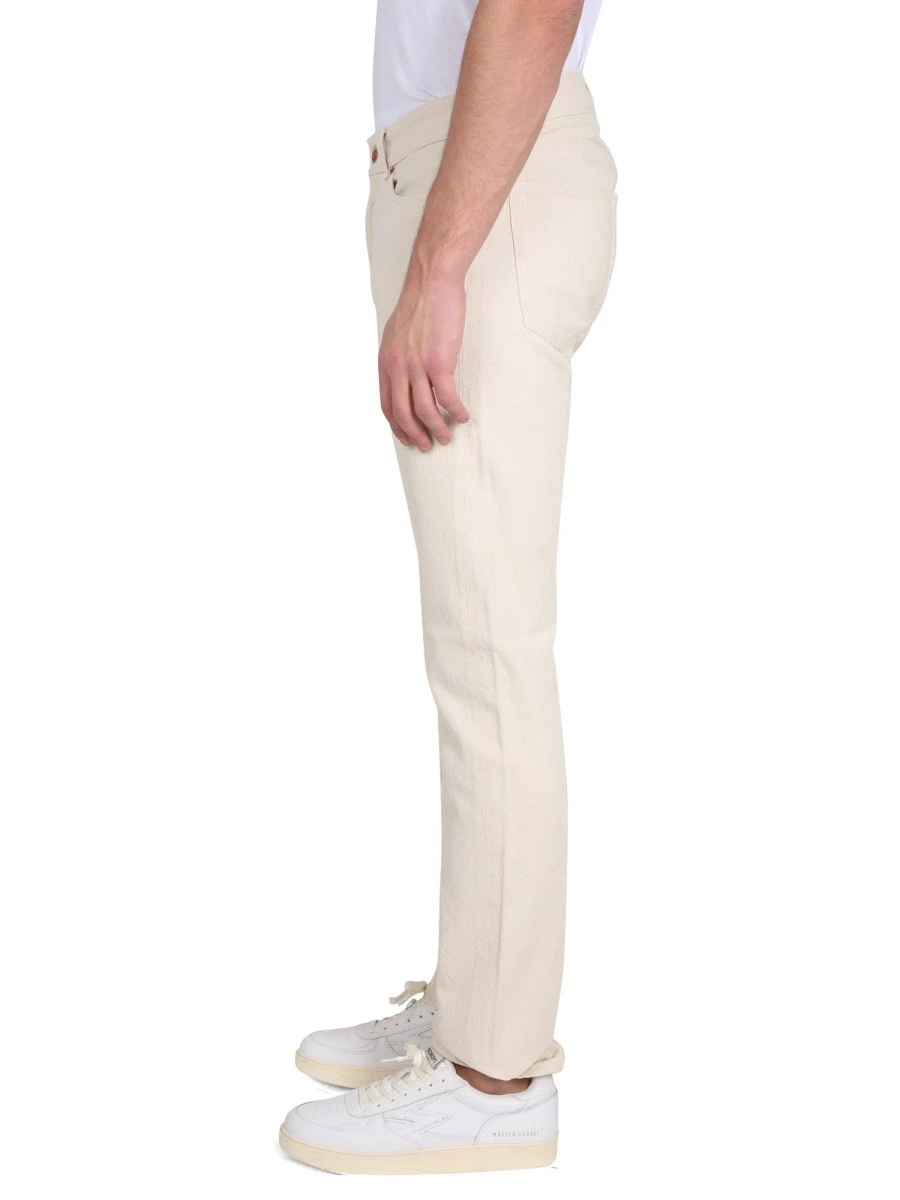 JEANS IN DENIM.webp