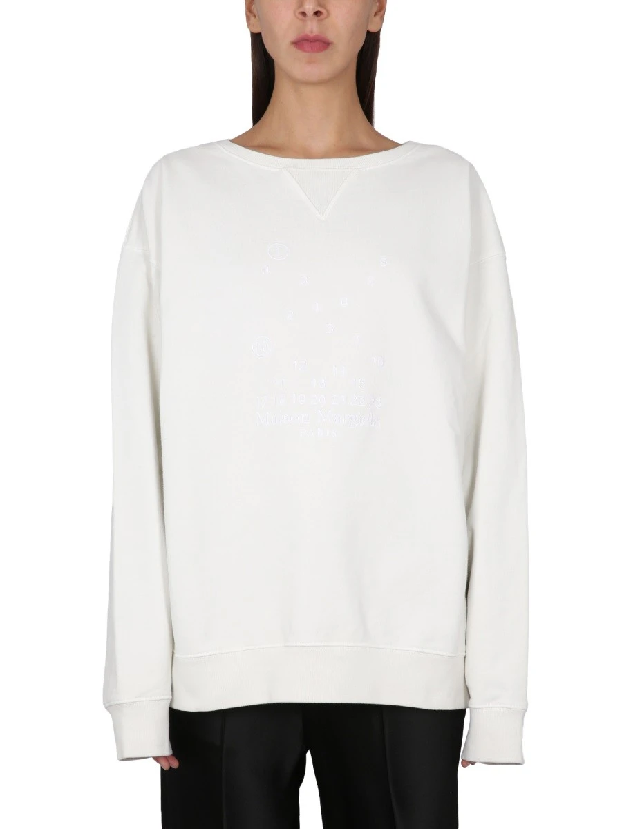 CREWNECK SWEATSHIRT.webp