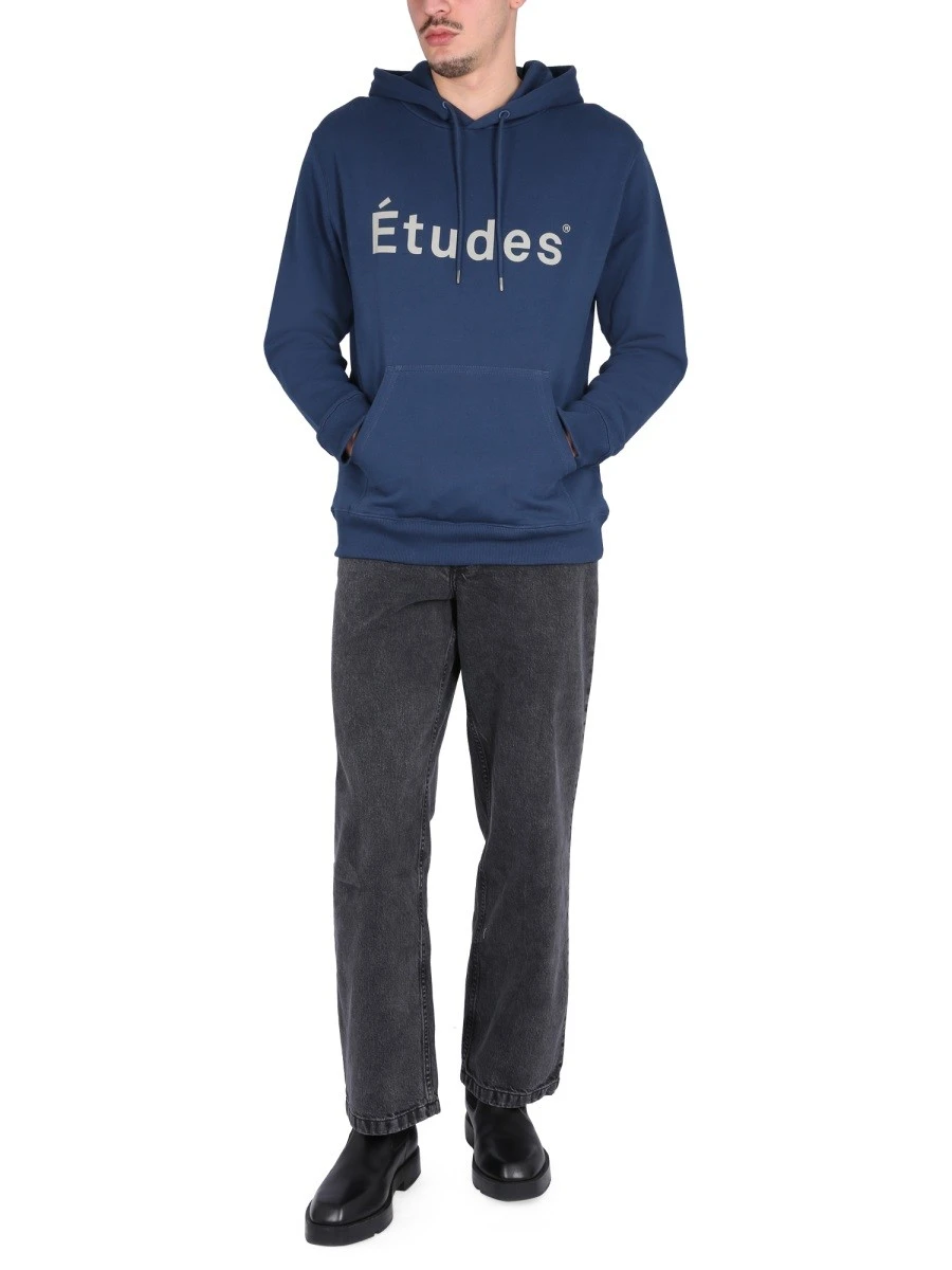 JEANS IN DENIM.webp