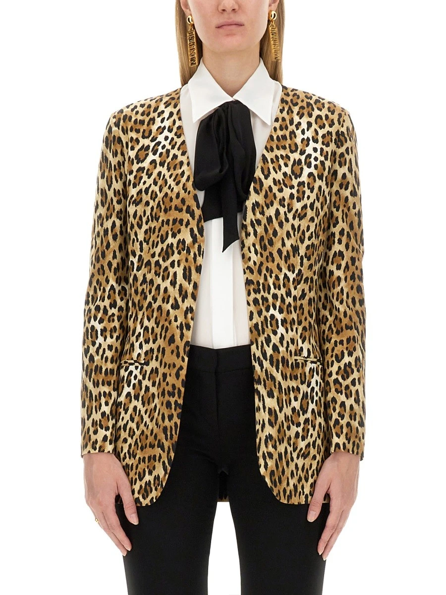 JACKET WITH ANIMAL PATTERN.webp