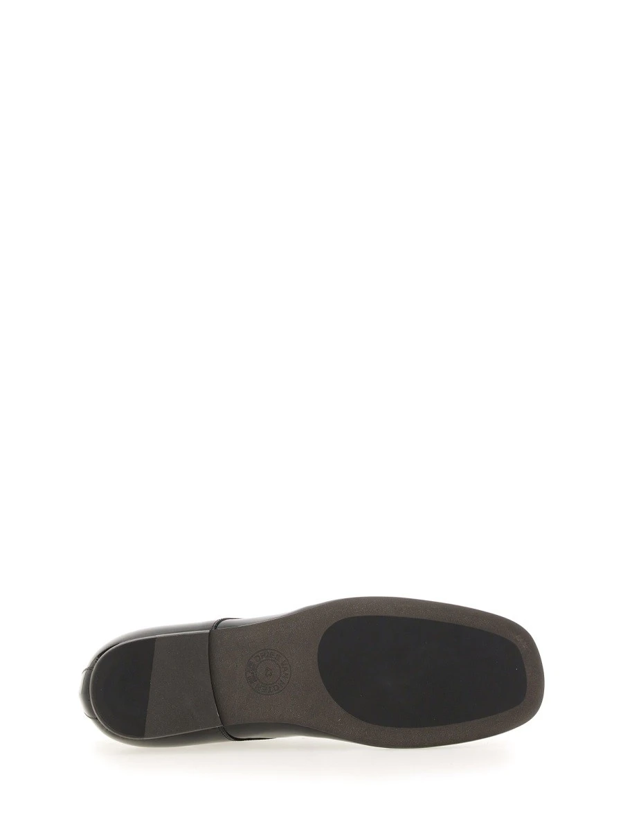 SHINY LEATHER LACE-UP SHOE