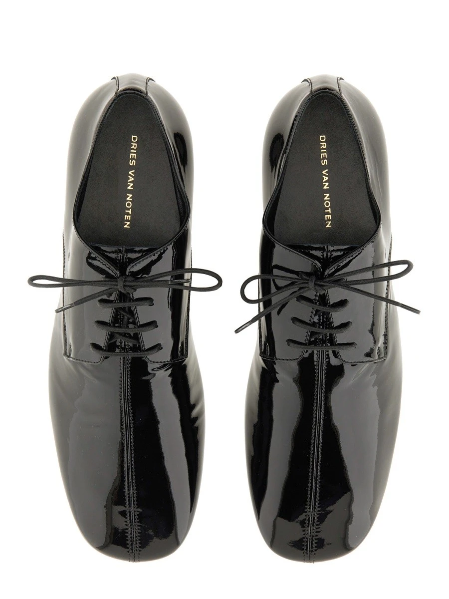 SHINY LEATHER LACE-UP SHOE
