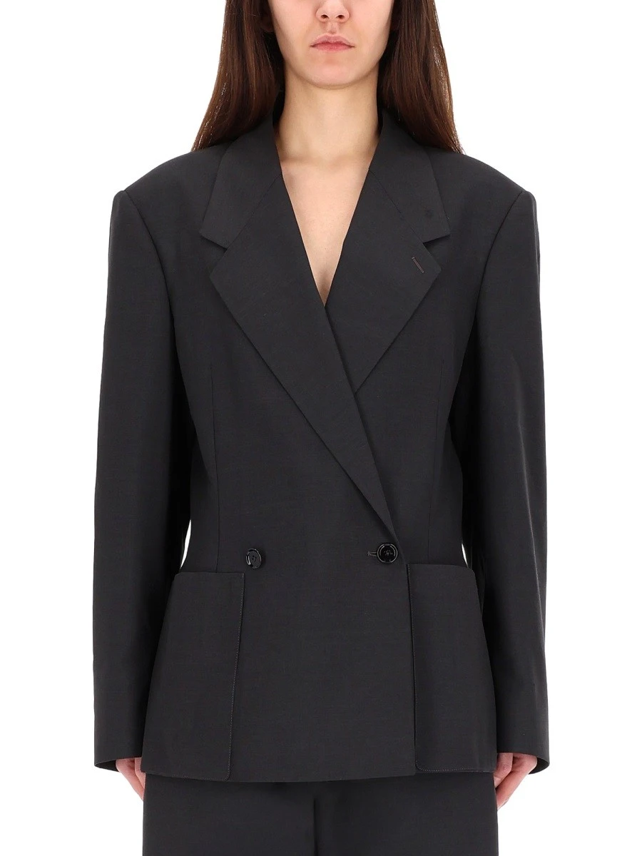 DOUBLE-BREASTED JACKET.webp