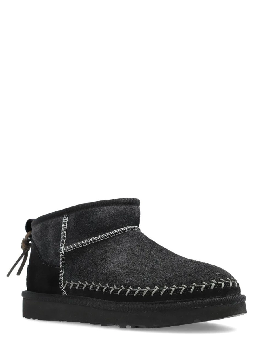 BOOT "CLASSIC ULTRA MINI BIARRITZ".webp