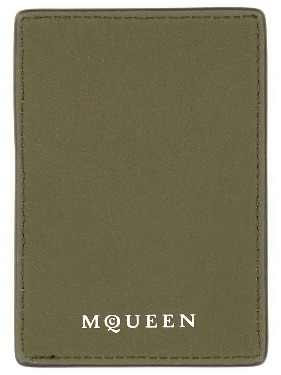 MAGNETIC CARD HOLDER "SKULL".webp
