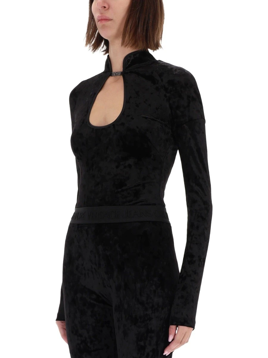 VELVETY TOP BODY.webp