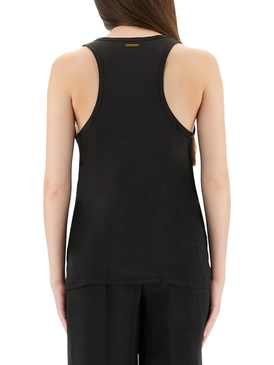 ROWER MODEL TANK TOP.webp