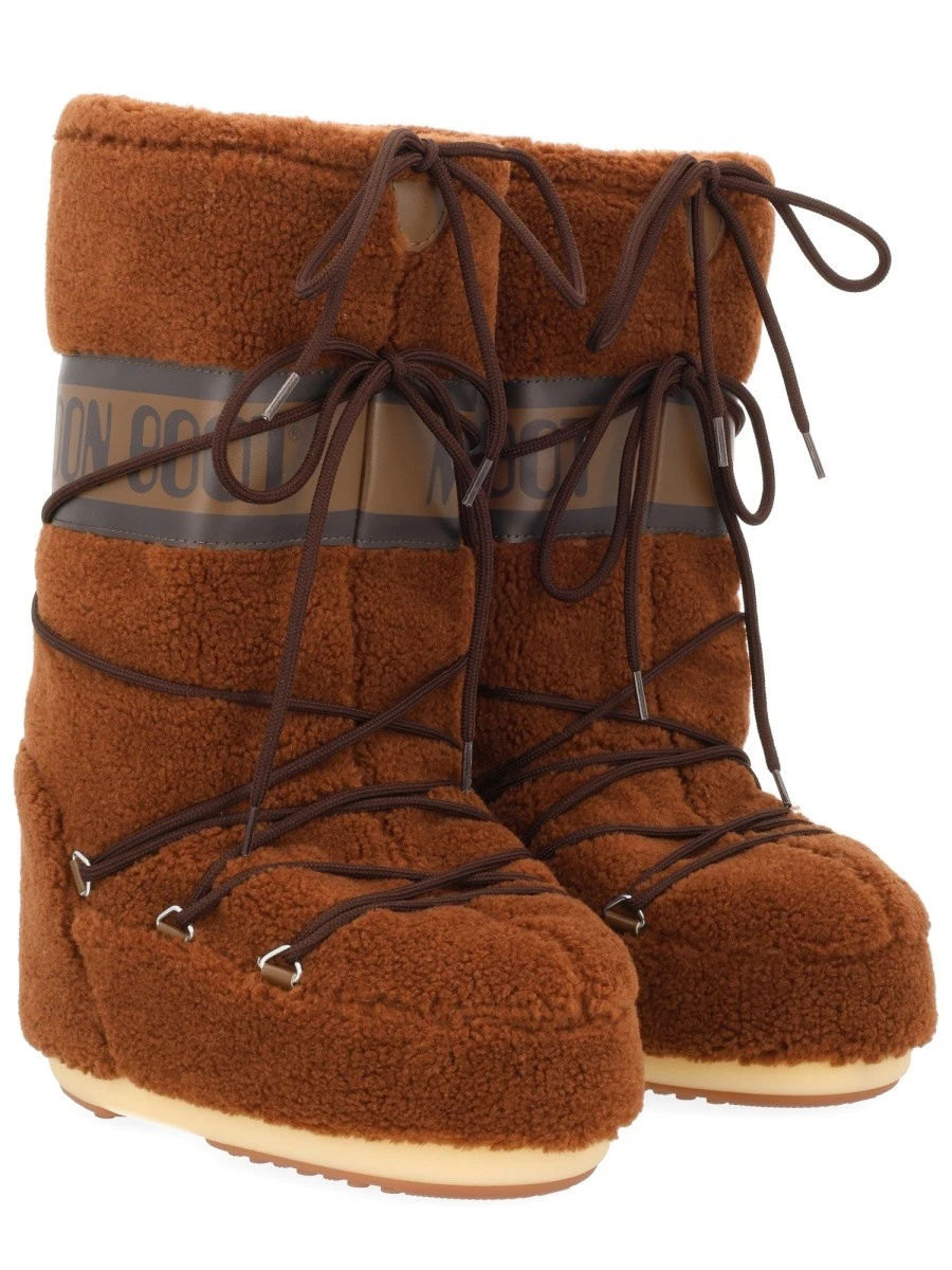 "ICON" BOOT WITH LOGO