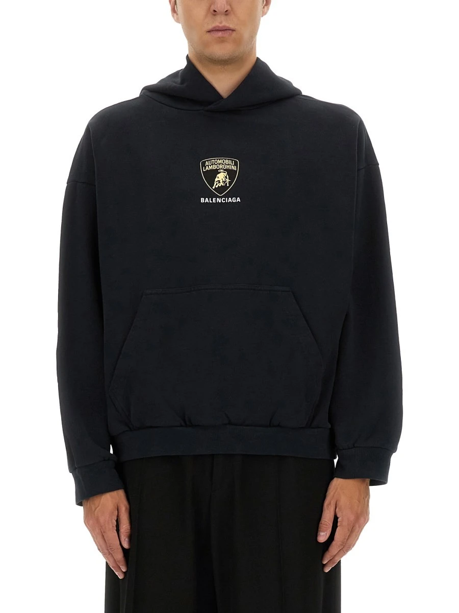 HOODIE.webp