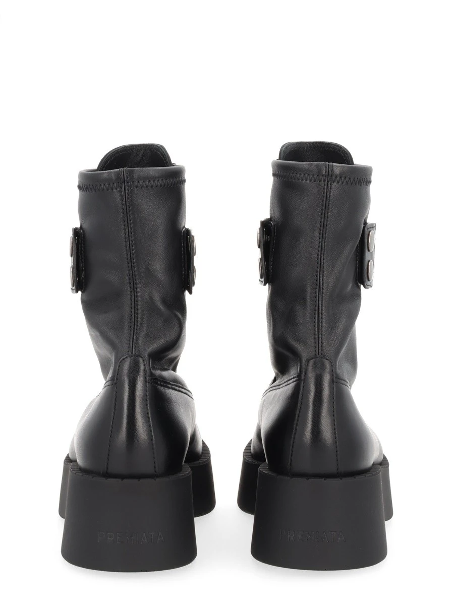 LEATHER BOOT.webp
