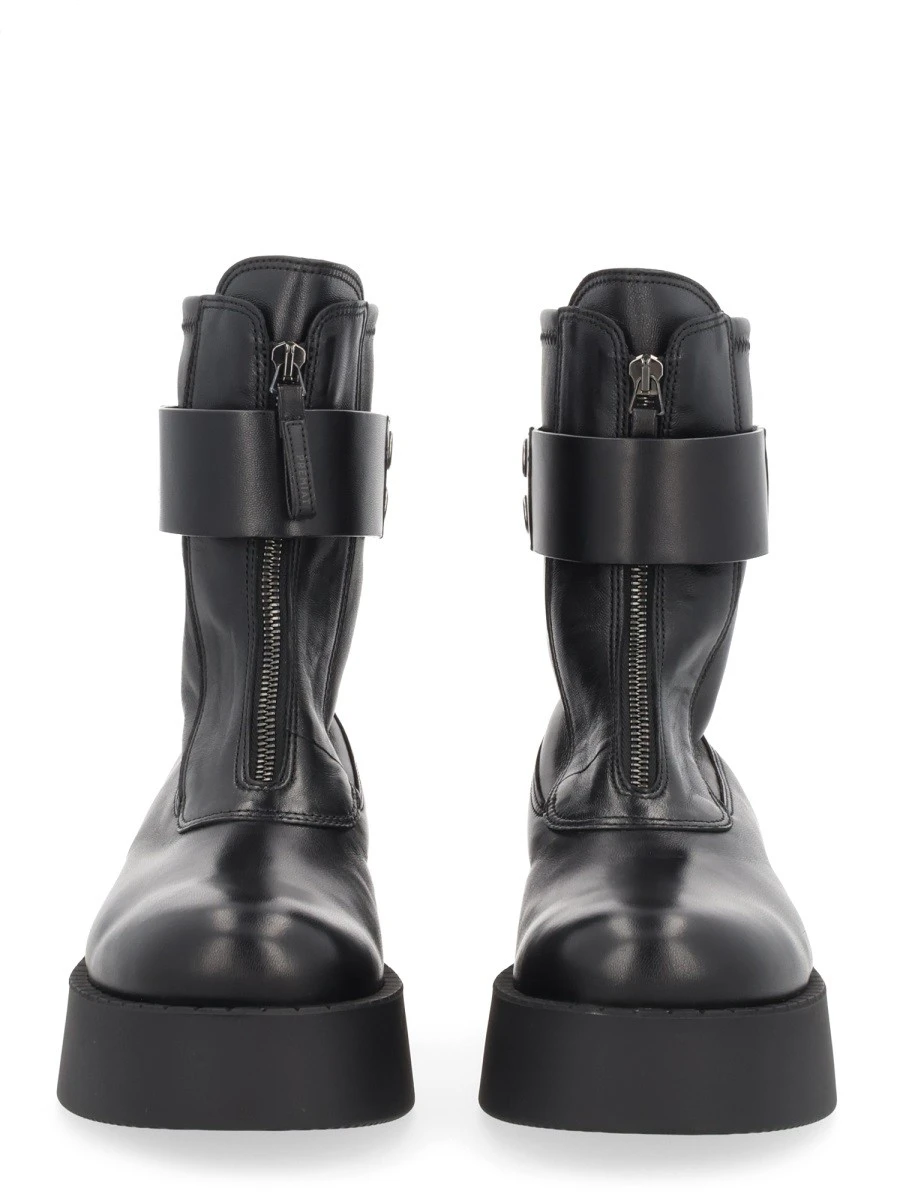 LEATHER BOOT.webp