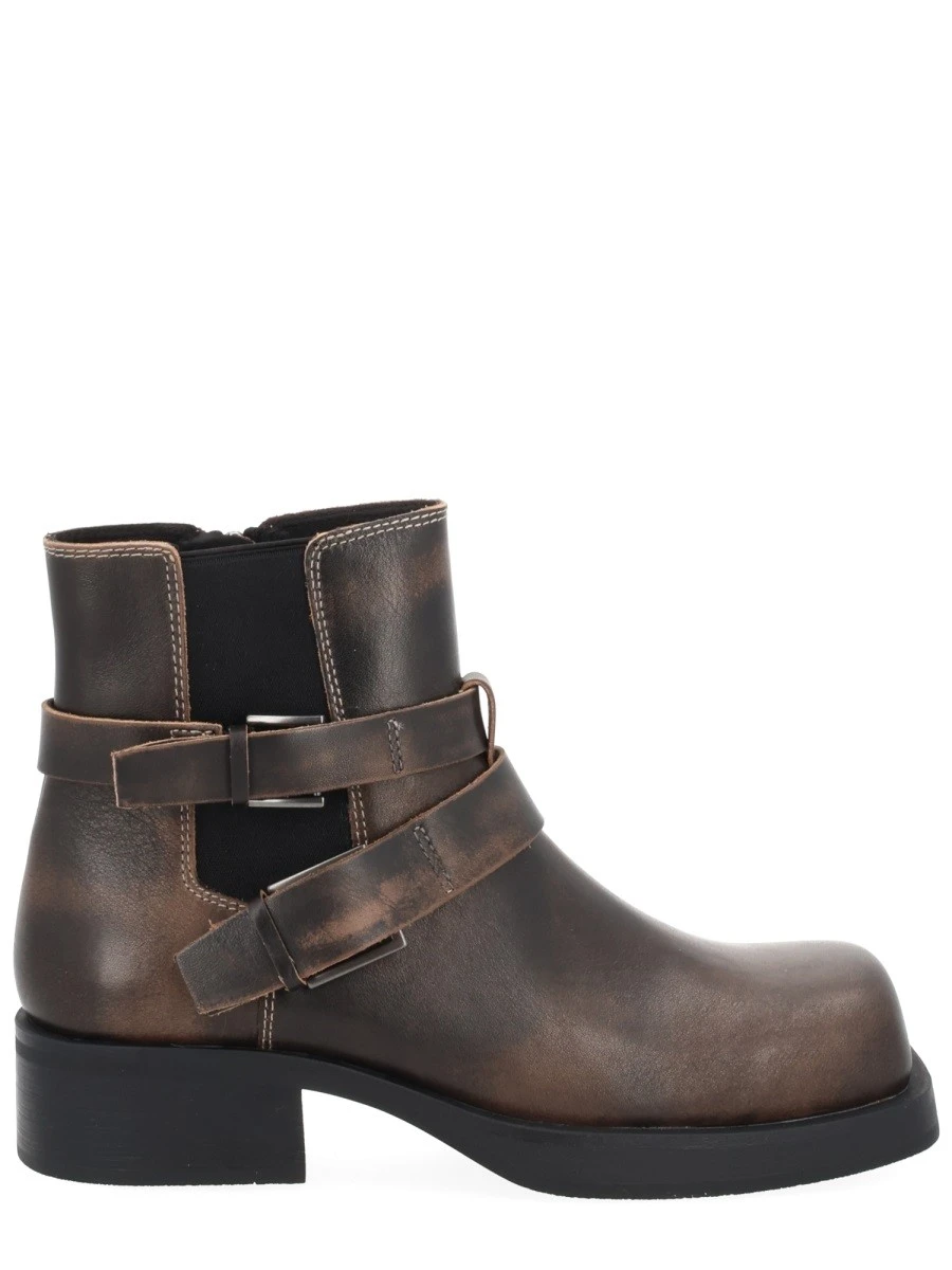 "YURI" BOOT.webp