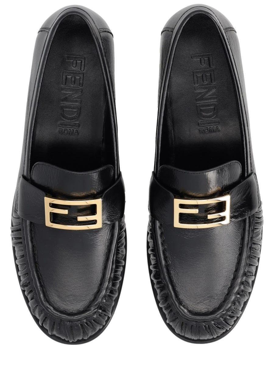 MOCCASIN "BAGUETTE".webp