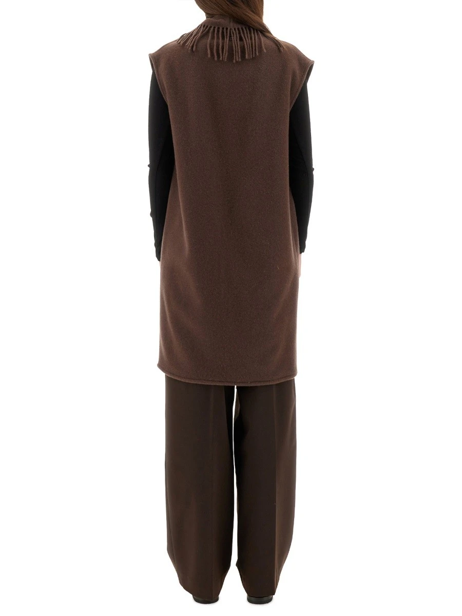 RESORT SLEEVE MADE OF WARMY AND ULTRALIGHT NYLON.webp