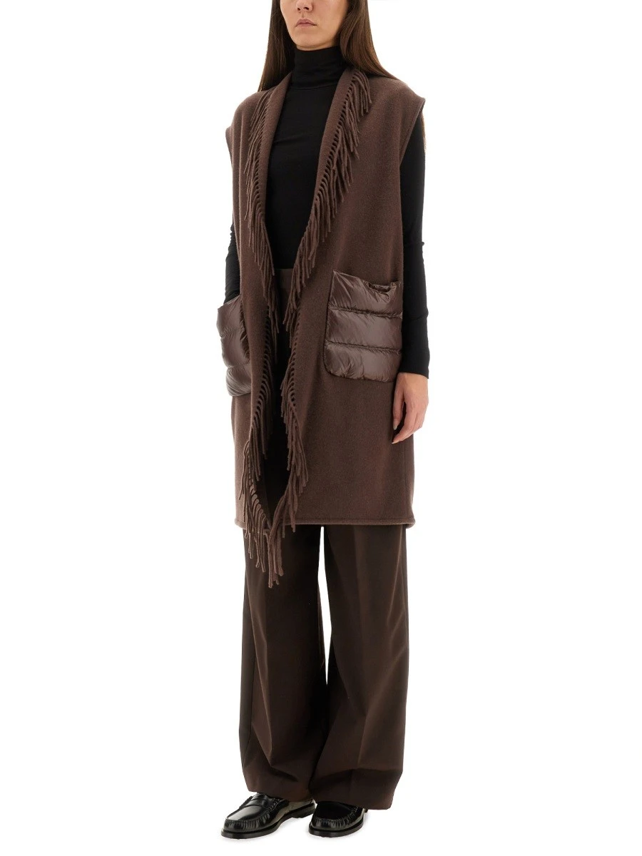 RESORT SLEEVE MADE OF WARMY AND ULTRALIGHT NYLON.webp