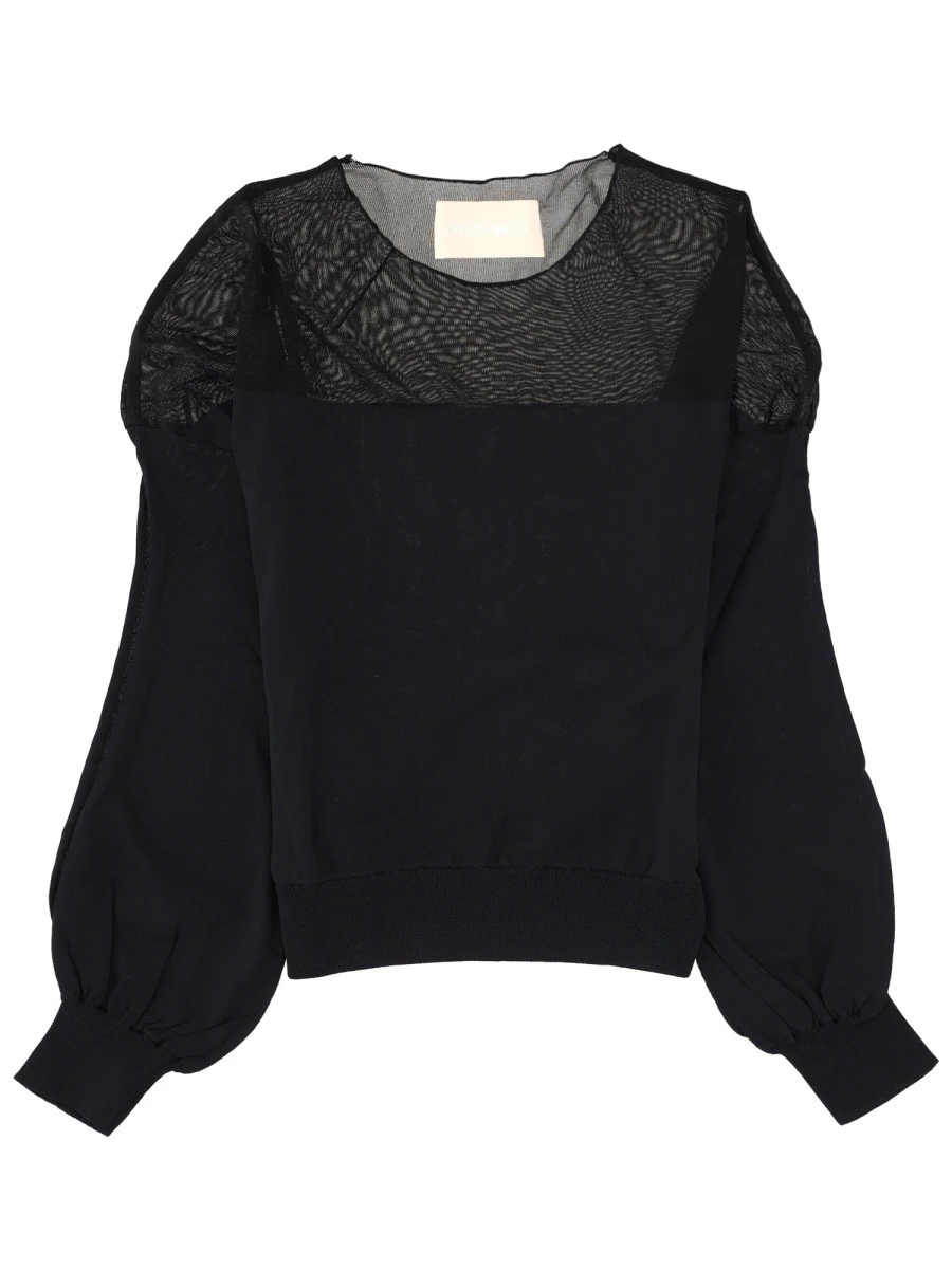 TOP WITH CARRÉ.webp