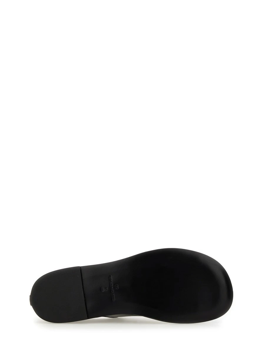 LACE-UP ONE CUT.webp