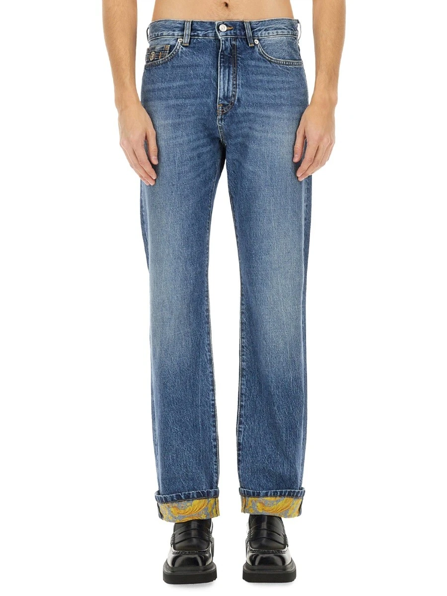 JEANS IN DENIM.webp