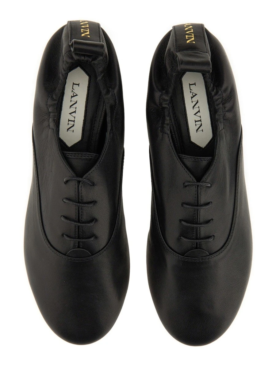 LACE-UP SLIPPER