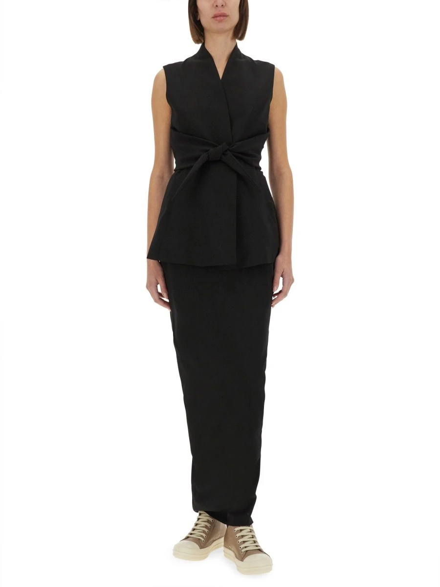 STRUCTURED SLEEVELESS JACKET.webp