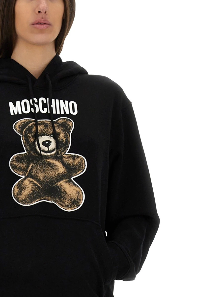 HOODIE.webp