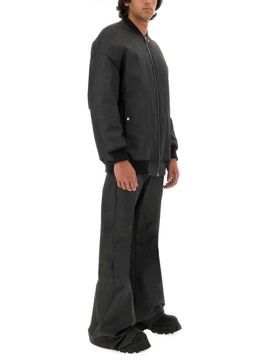 BOMBER WITH ZIP.webp