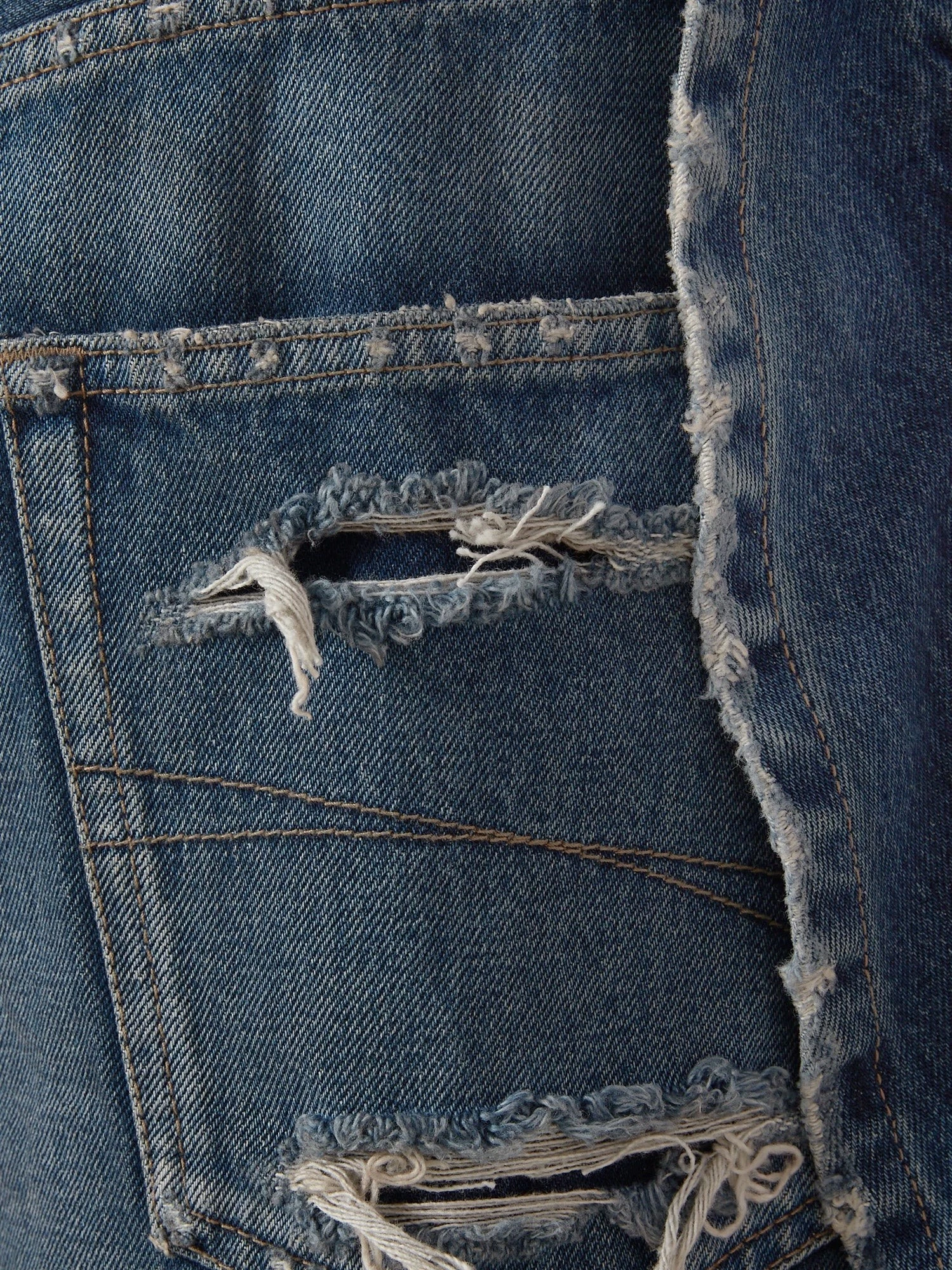 Cotton Bermuda shorts.webp