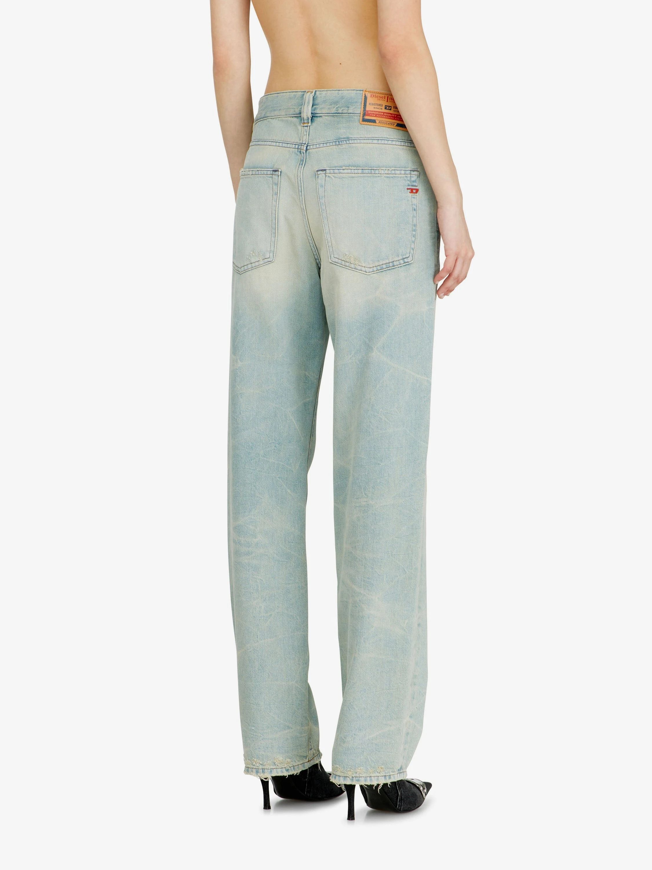 1988 D-ARK jeans in washed-out blue denim.webp