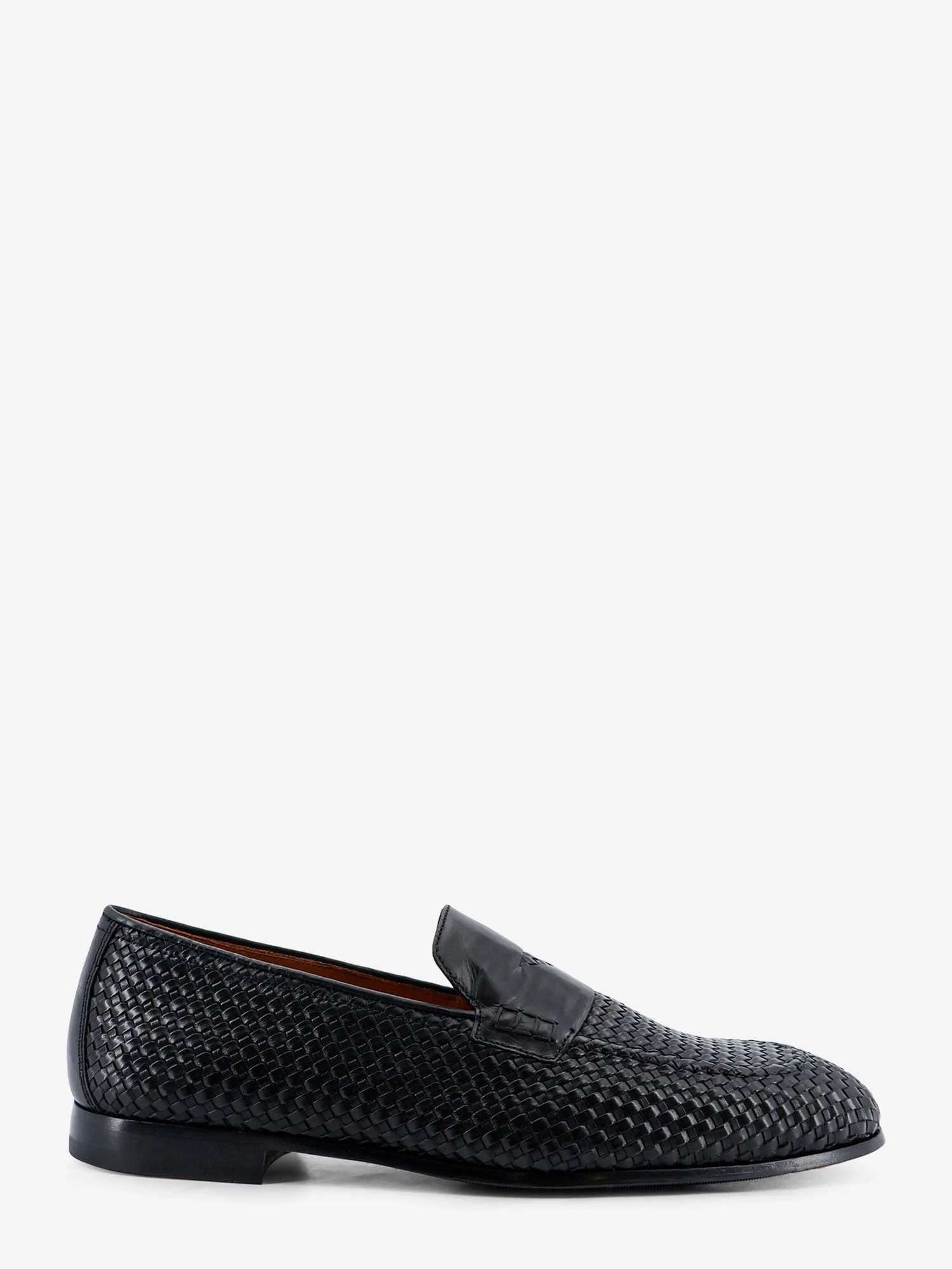 Braidy leather loafers.webp