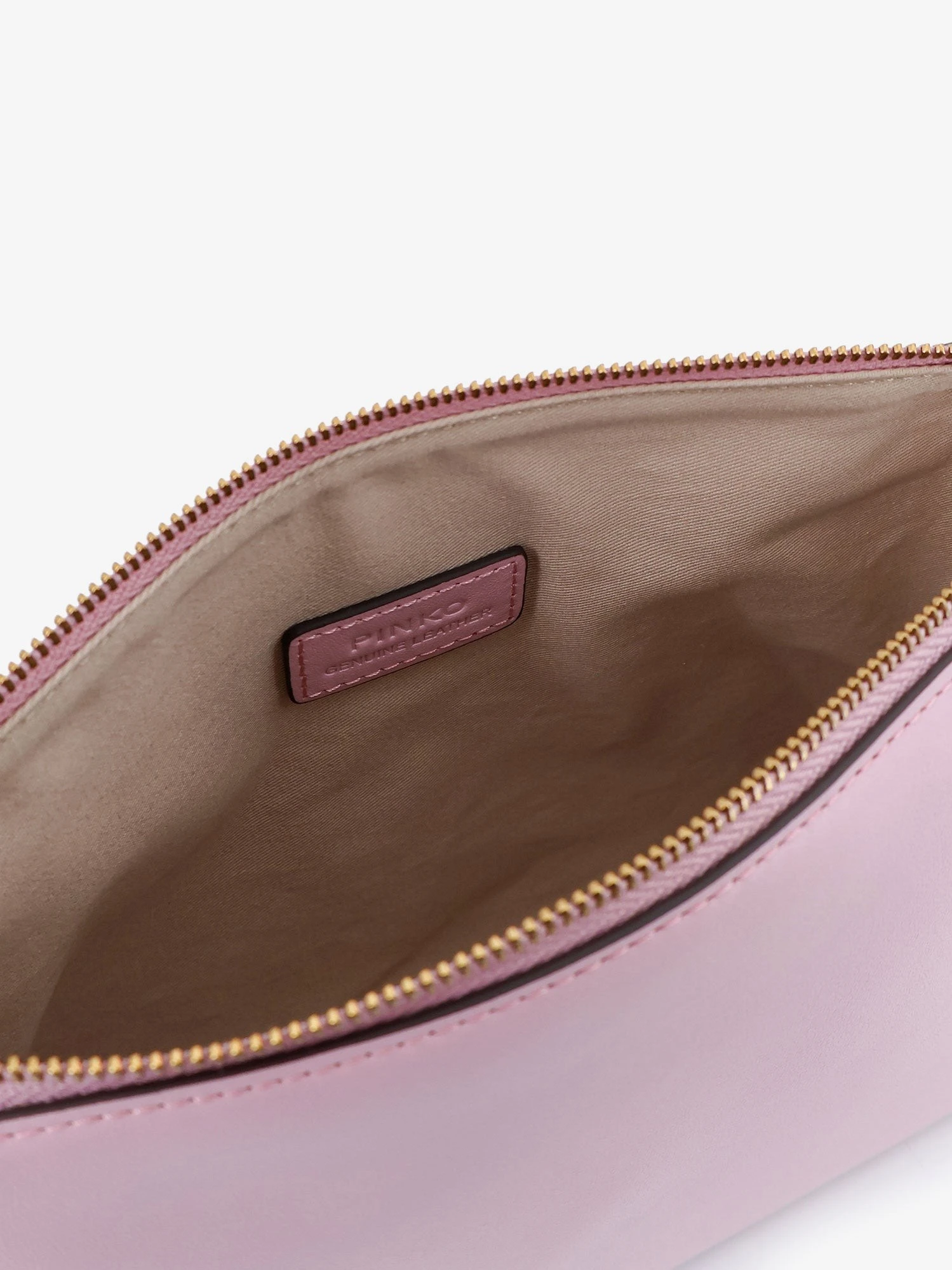 Leather beauty case.webp