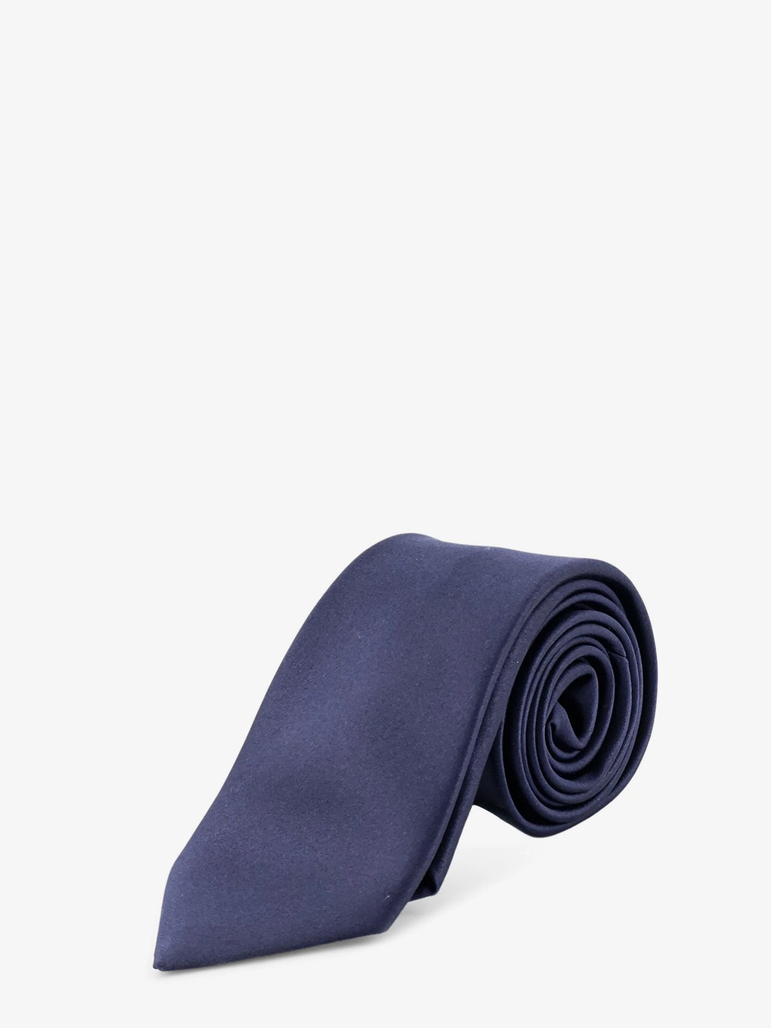 Satin tie.webp