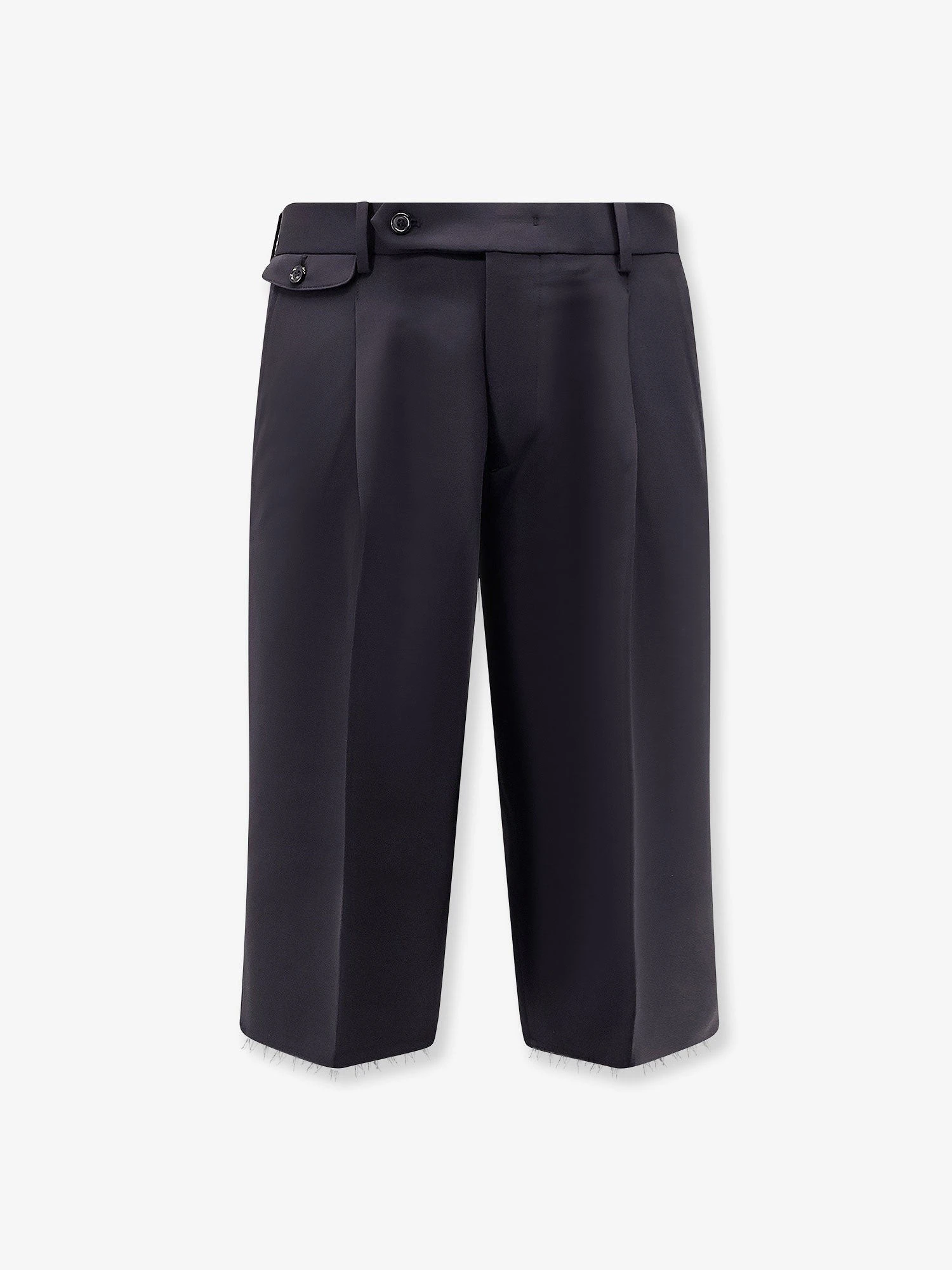 Wool blend bermuda shorts with frontale pinces.webp