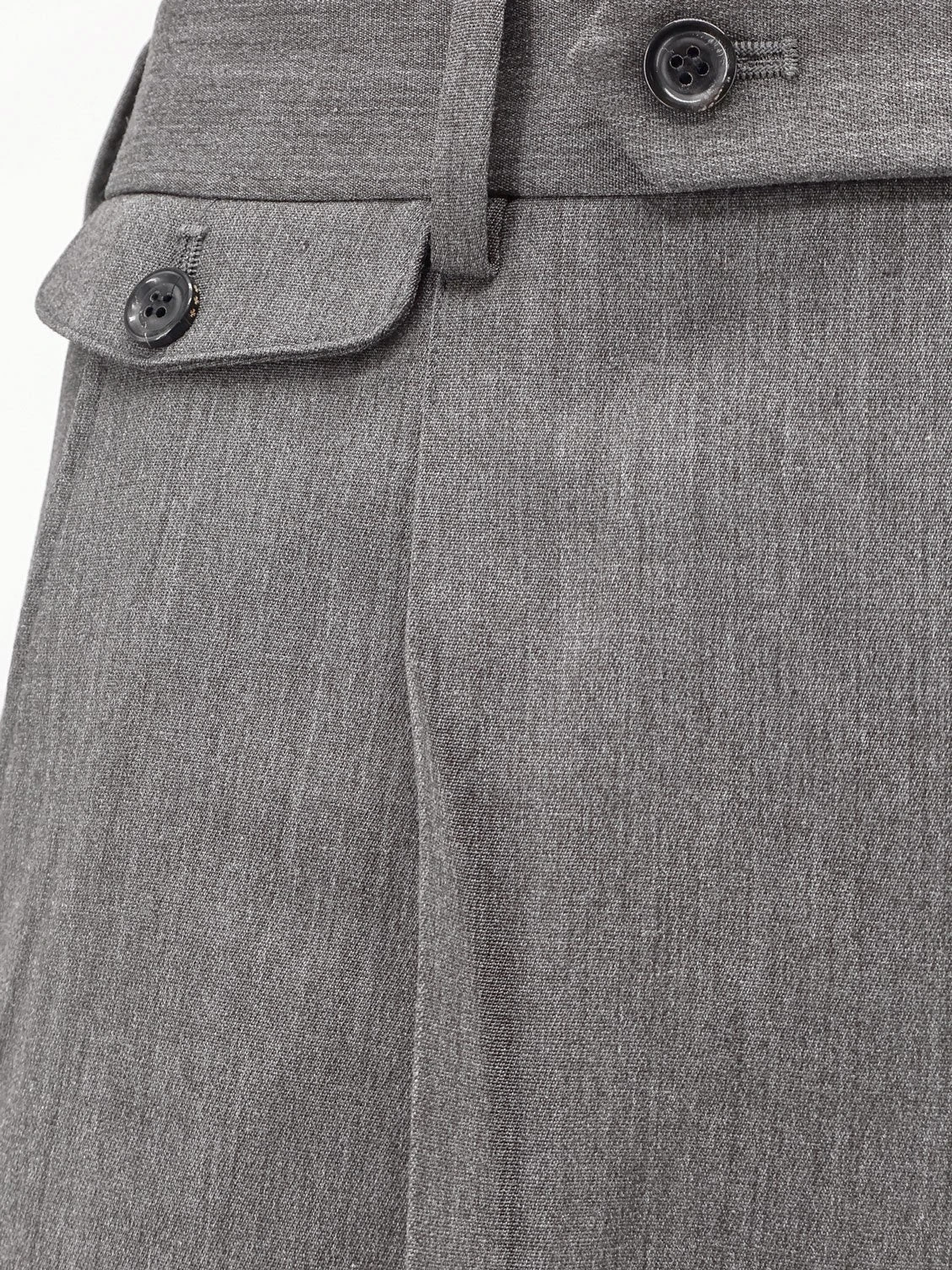 Wool blend bermuda shorts with frontal princes.webp