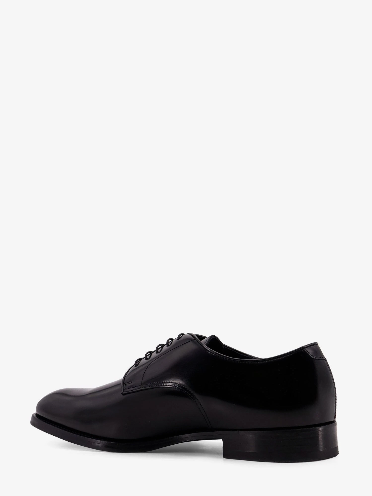 Leather lace-up
