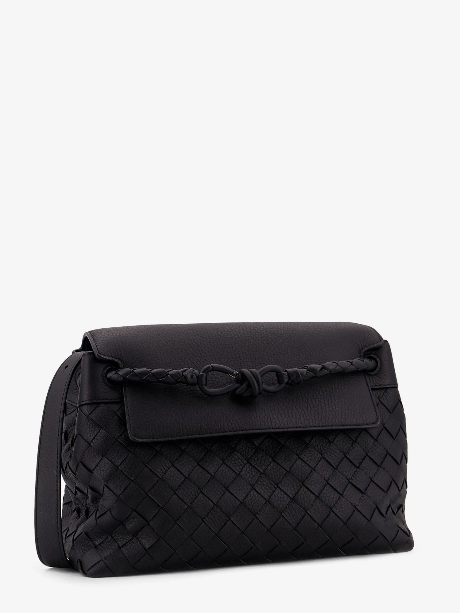Andiamo leather shoulder bag with Intrecciato pattern.webp