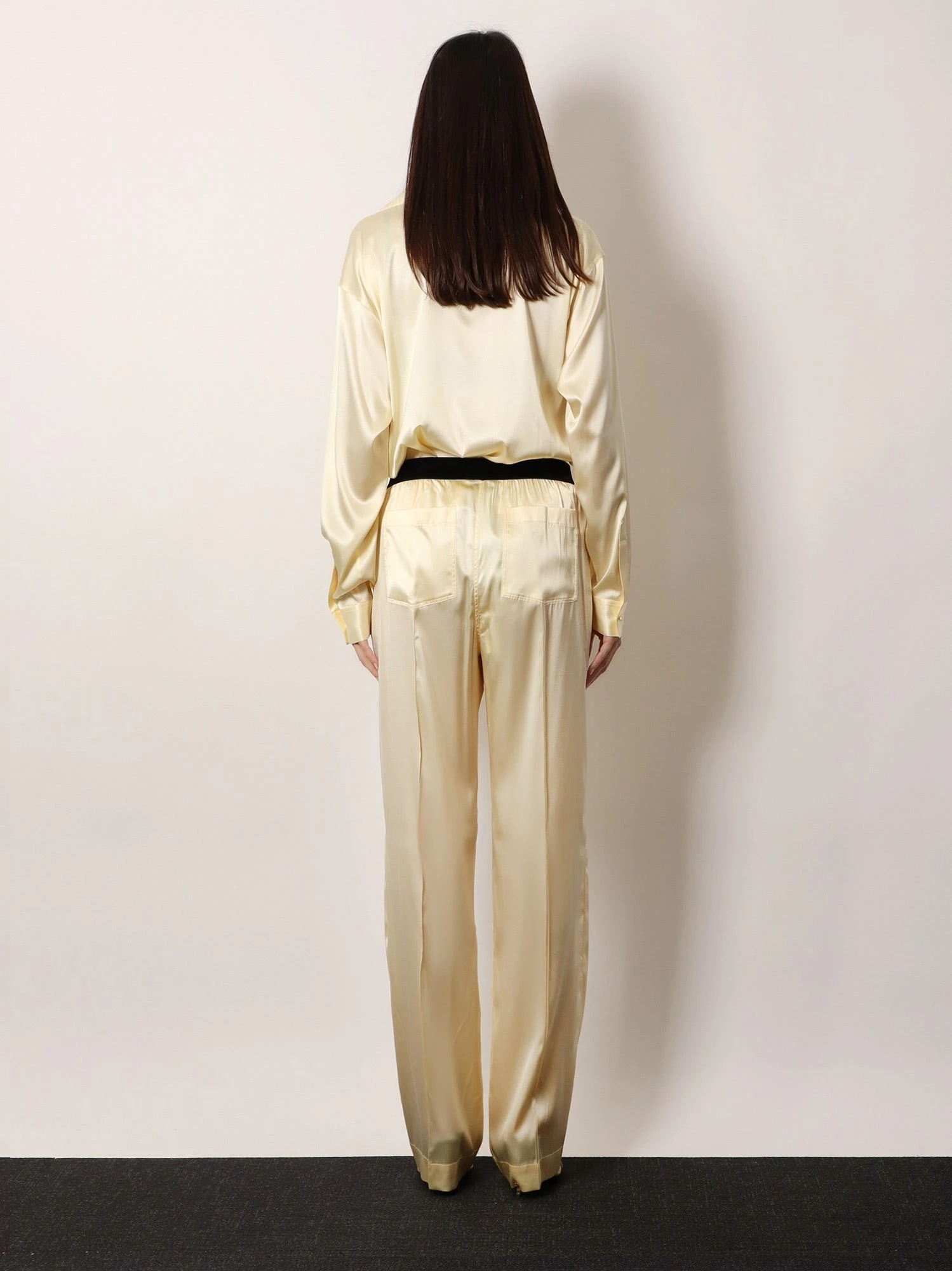 Pyjamas stretch satin trousers.webp