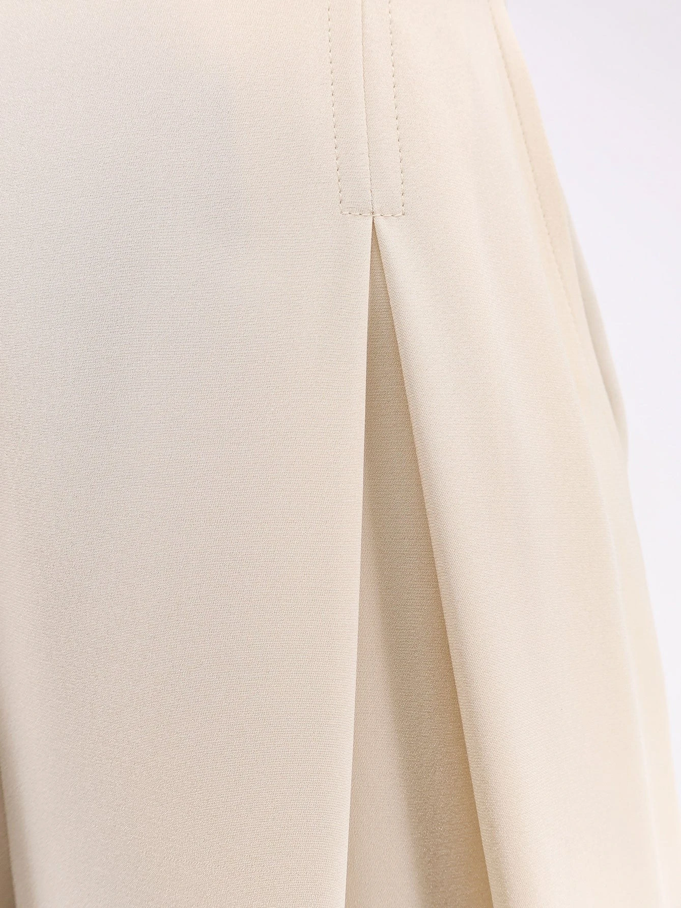 Mxppalude silk trousers.webp