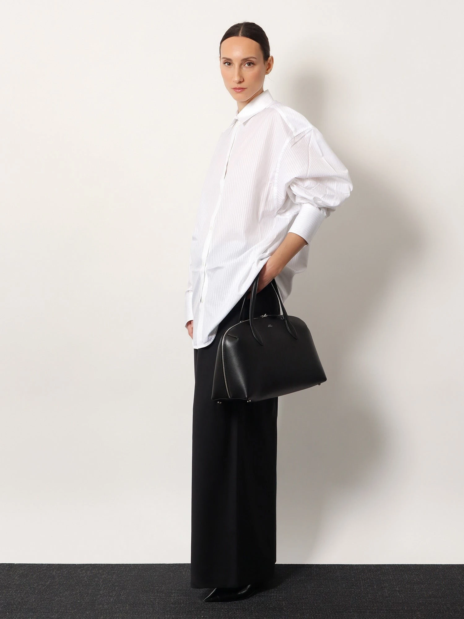 Wool trouser.webp