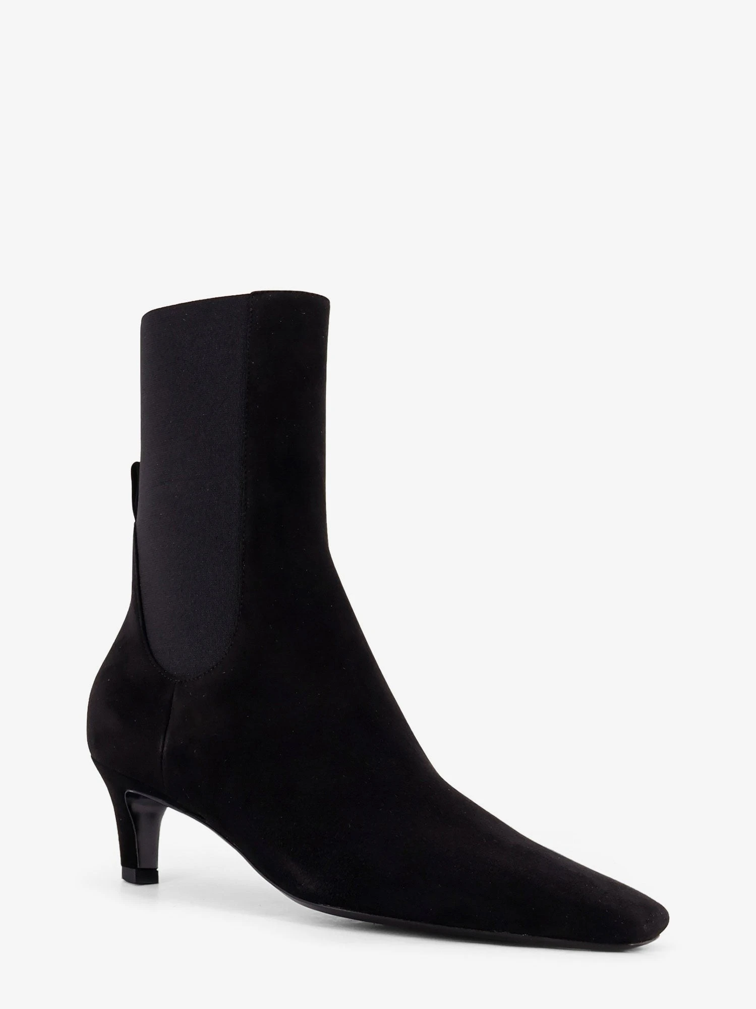 Suede boots.webp