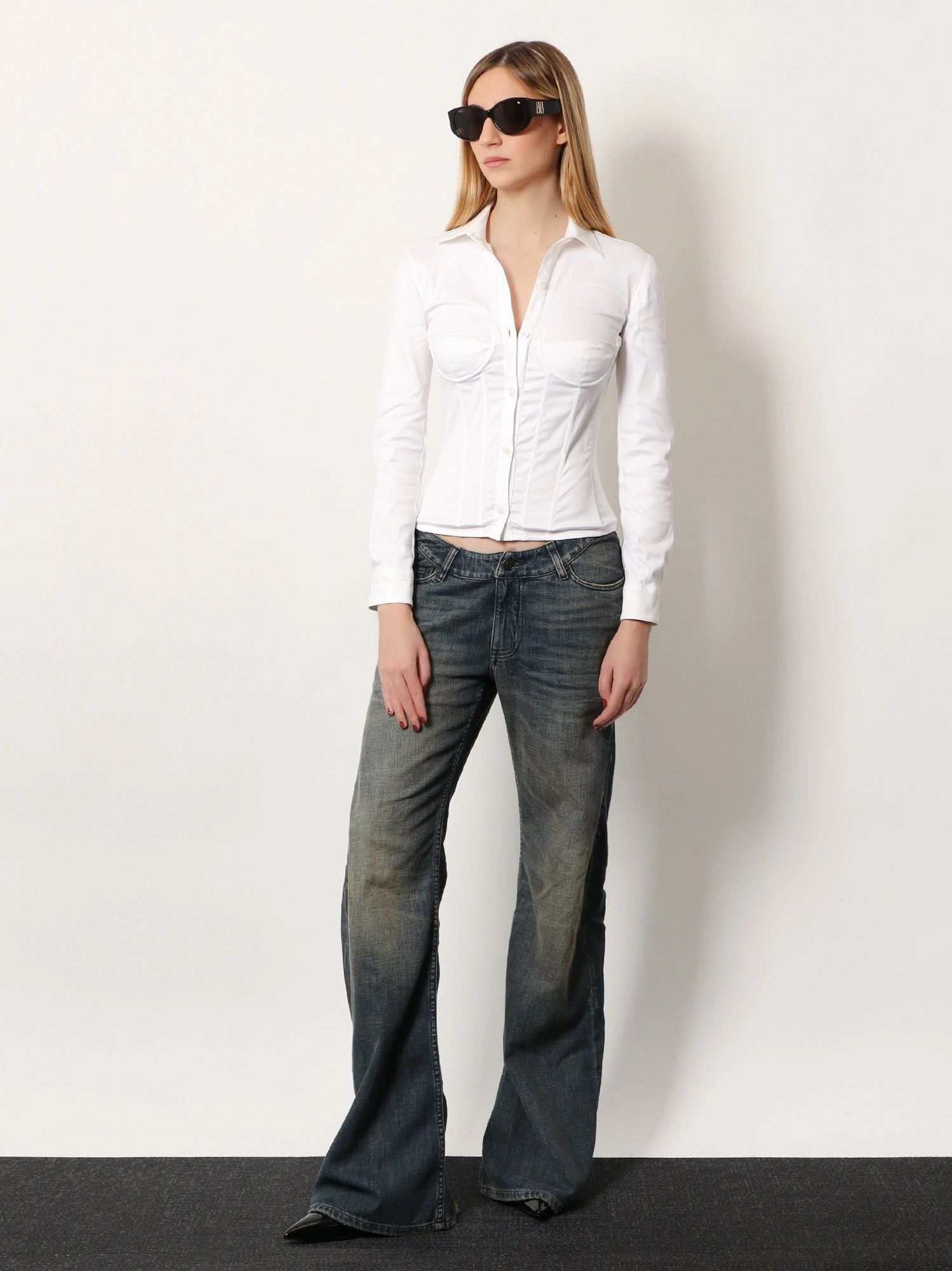 Curved Waist Pants jeans.webp