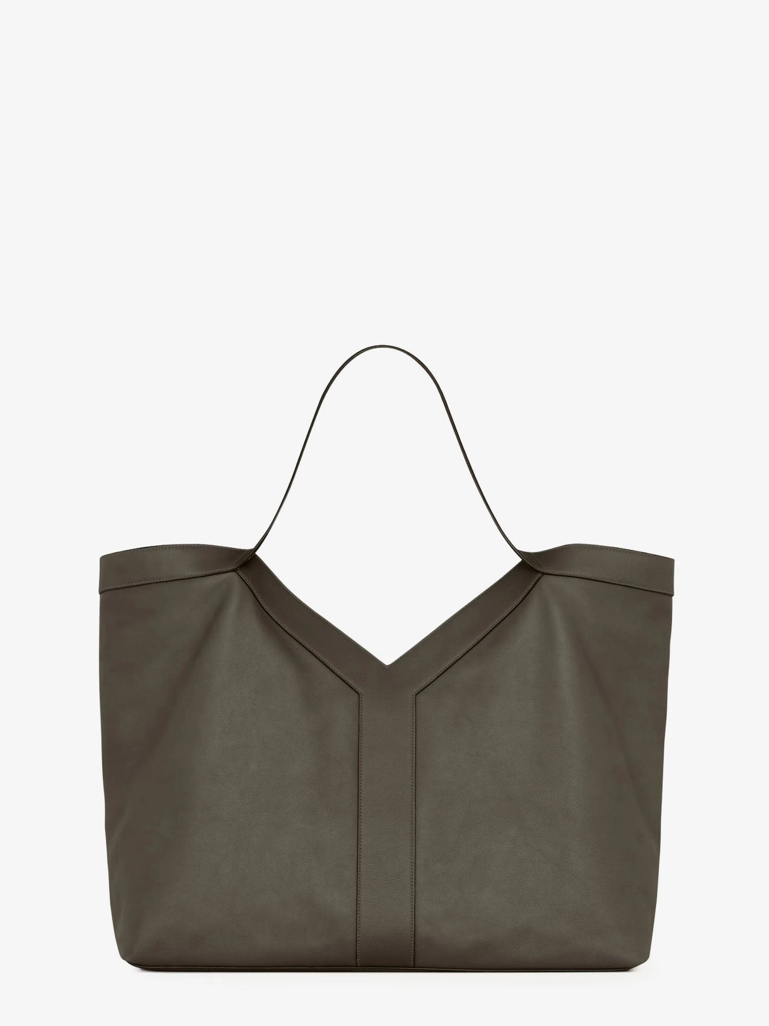 Y Oversize leather tote bag.webp